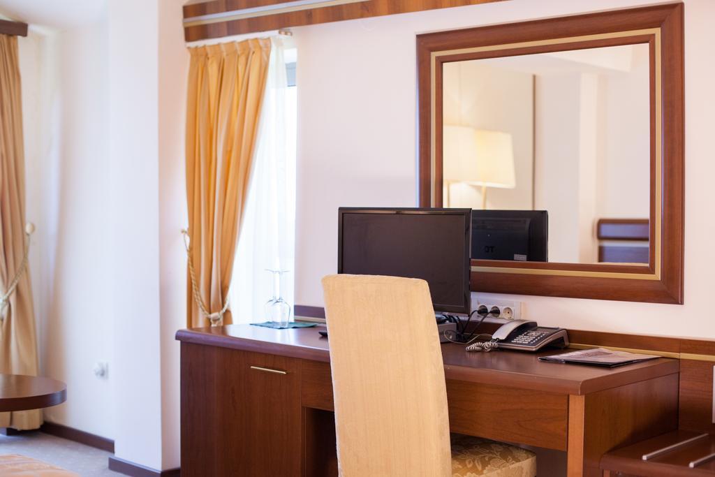 Hotel Stari Podrum 이록 외부 사진