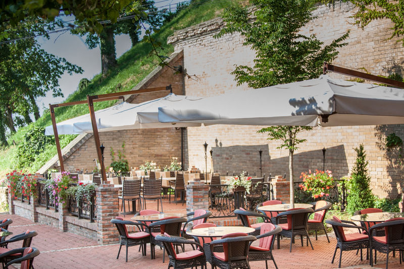 Hotel Stari Podrum 이록 외부 사진
