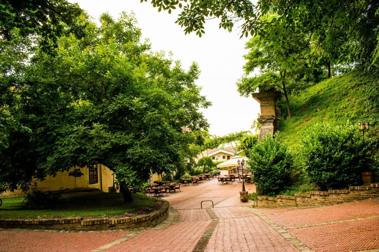 Hotel Stari Podrum 이록 외부 사진